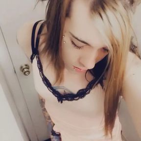 Pretty In Pink Feminine Trans Wants To Play