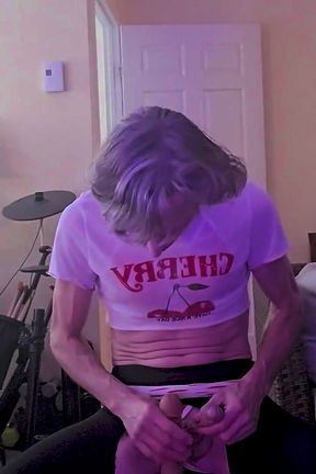 Sexyfilomena Does Her Housework and Has Fun