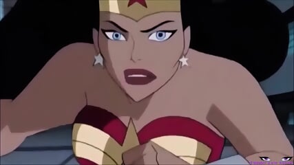 Wonder woman VS superman KICK IN THE BALLS anime ballbusting