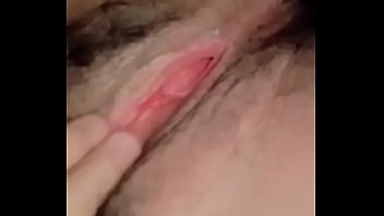 Sobrina me env&iacute_a video bien mojada