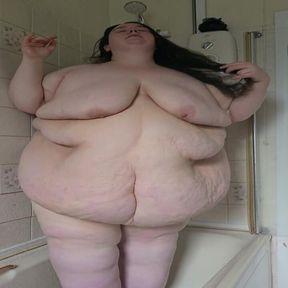 SSBBW BBW SENSUAL SHOWER SCENE