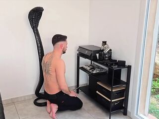 I Was Dismantled by My Customer After Repairing His Printer