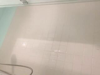 Me rubbing in the shower touching my Dong touching my booty this the 1st shower clip I ever made