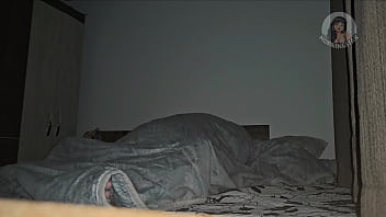 Casada sozinha convida amigo pra passara a noite com ela!
