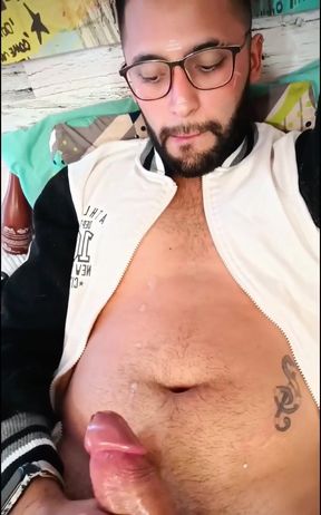 Quick release after a hot webcam show