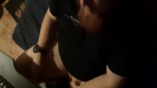 Sexy Redhead Nerd Get Horny While Playing SKYRIM And Begins To Masturbate During A Live Stream.