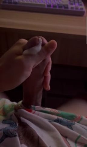 Quick Jerk Off (Lapot ng tamod)