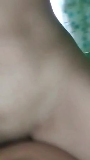 Single College Mom Needed Money to Pay Rent and Offered to Fuck Her and Swallow Cum in Exchange for Money.