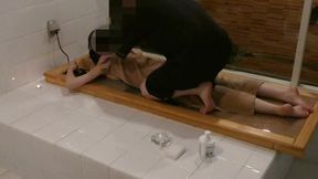 可愛いギャルのおっぱいが大きい理由は、、、クチコミの高いマッサージにあった。いく。いく。もうだめ。今日も巨乳ギャルのおまんこに◯◯◯ 個人撮影　主観動画　スタイル抜群　リアル