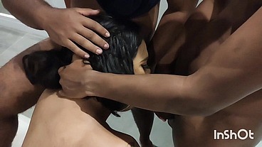 Fui pega pelos dois bandidos