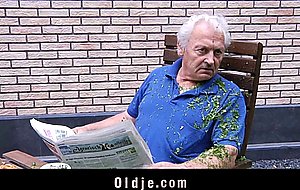 Old man gets sexual apology from teasing teeny
