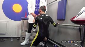 guyzin2rubber, too tight to play