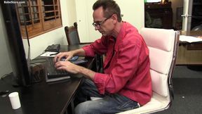 Sultry blonde raises her legs for some pussy licking