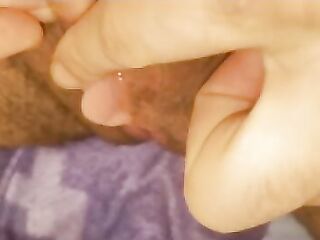 Wanking my giant clitoris