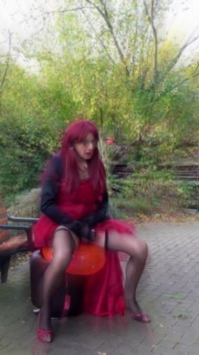 Redhead's Fashion Show - spanking dildofuck cumshot   Clip 2