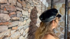 Dumb slave licking latex 🏰🔥Un soumis idiot essait d'obéir