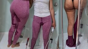 pissing for a fan - he requested a custom video - i love to pee clothed!