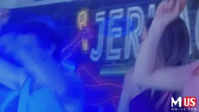 Model Kyler Quinn and Robby Echo go on a hot round of Jerkaoke