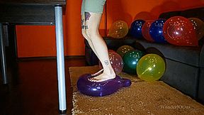 Paula barefoot popping all 4K UHD