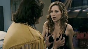 Jenna Fischer loves when her nice titties are massaged