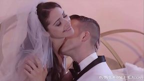 Babe Avi Love feels so happy to have it in her ass doggy