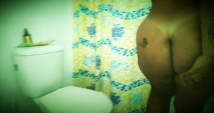 Shower Twerk Show Lil Babe