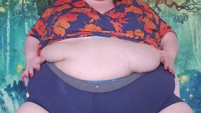 SSBBW GET READY WITH ME AFTER SHOWER INTO TIGHT SHORTS