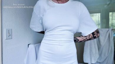 Wet VS Dry Shirt ASMR