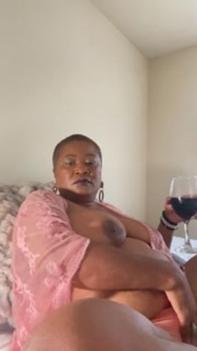 Looking good for my African Mandingo and cumm in my panties, hav to giv them to the highest bidder.