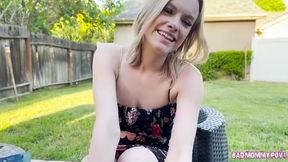 Lindsey Lakes In Hot Stepmommy Seduced By He