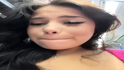Chloe__Moon_2025-04-25_21-36-32_