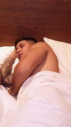 This big ass teenage stepdaughter who likes to share the bed with her stepfather.   Clip 1