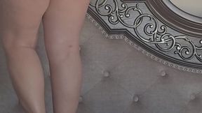 Miss Carmen trampling her slave with no mercy