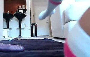 Asian Amateur Babe Squirts on Webcam