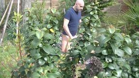French slut fucked bareback by Stepdaddy in the garden