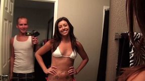 Natural Parker's blowjob clip