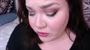 Chubby BBW with wide hips loves anal fingering and cock