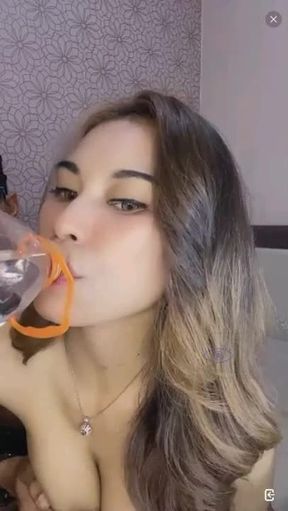 Yang Lagi Viral,farah