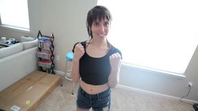 Robin's Boxing Doll-Play