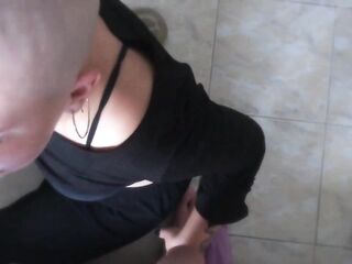 Vilu Vidish FACE SPITTING