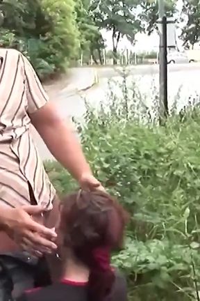 Aroused MILF Is up for Outdoor Sex