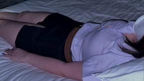 A female student from a famous university takes part-time jobs after school