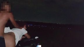 voltando de uma festa a putinha da minha mulher nao perdeu tempo e partiu pro mato pra esvaziar o saco do moto taxi