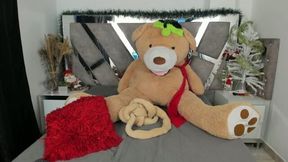 Amara Jons Members-Only Show - Part 2