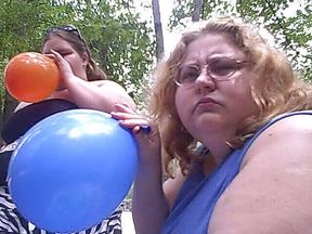 Bbw outdoor balloon blow up and pop