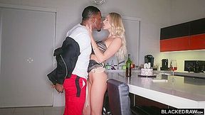Todays Release Emma Hix - Say Less (19.5.203) For 1080p