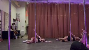 Double Domme Pole Dance 🎀