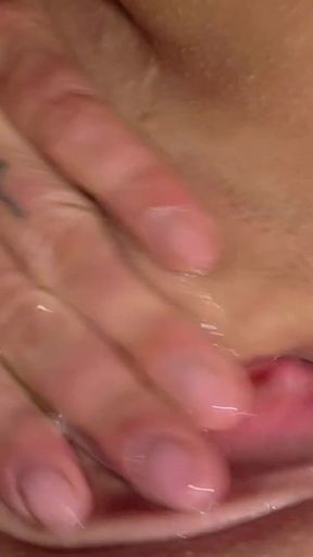 Close-up Soaking Wet Pussy