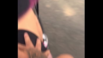 Uber moto &eacute_ acochada e depois vai pro seu apartamento pra foder gostoso !