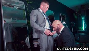 Bruce Beckham barebacks Mark Vallant relentlessly